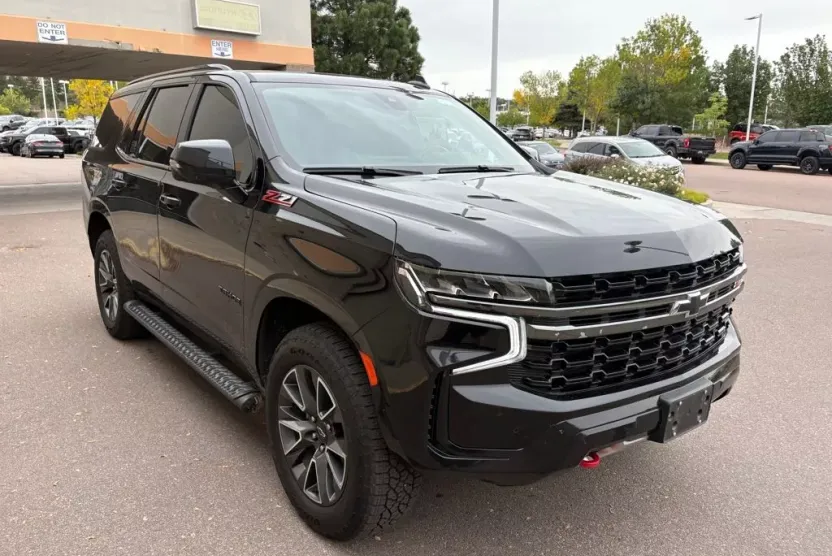 2021 Chevrolet Tahoe Z71 photo 1