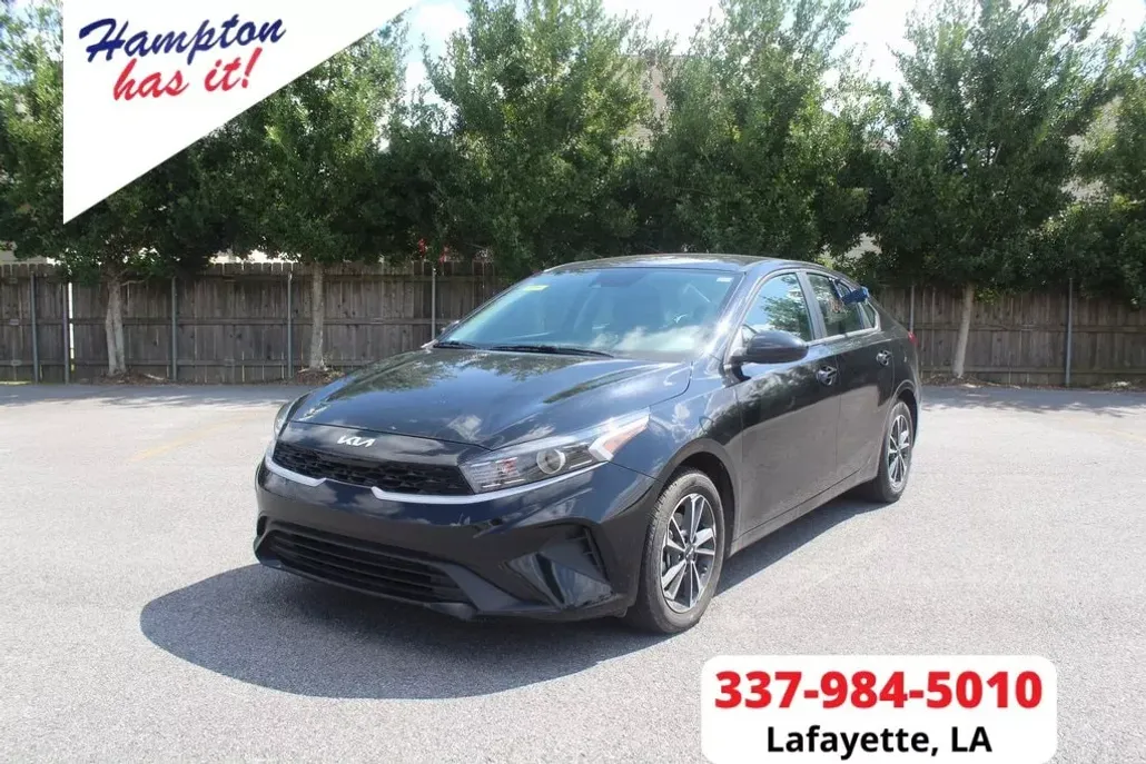 2024 Kia Forte LXS photo 1