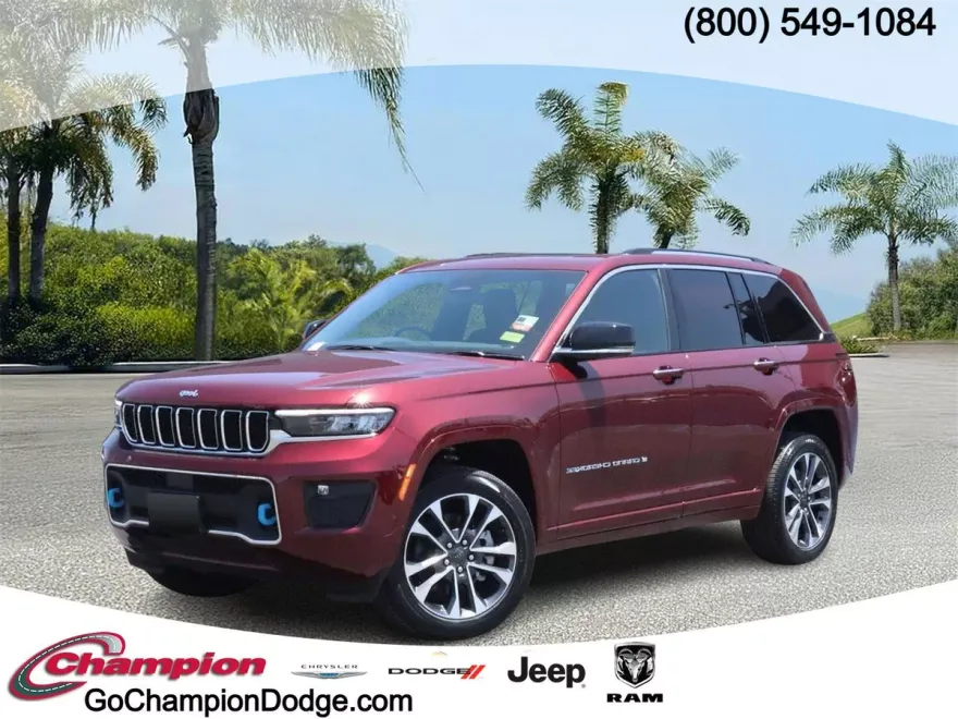 2023 Jeep Cherokee 4xe Overland photo 1