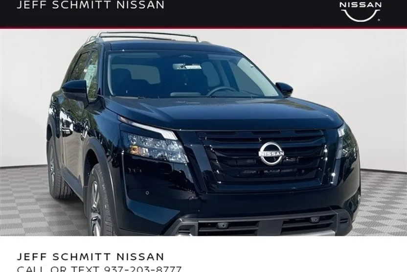 2025 Nissan Pathfinder SL photo 1