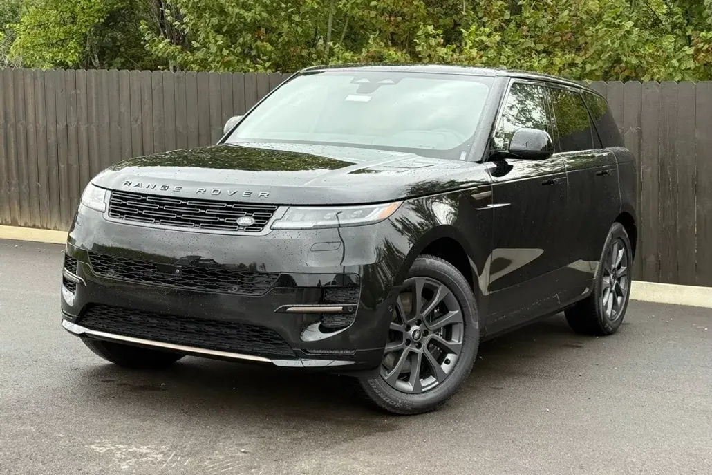 2025 Land Rover Range Rover Sport SE photo 1