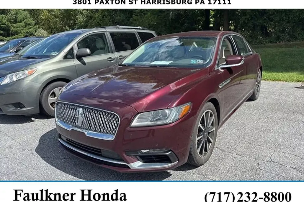 2017 Lincoln Continental Reserve photo 1
