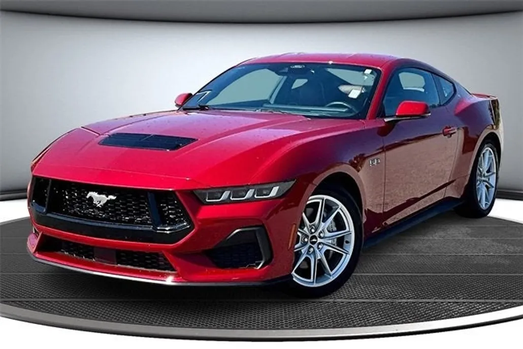 2024 Ford Mustang GT Premium photo 1