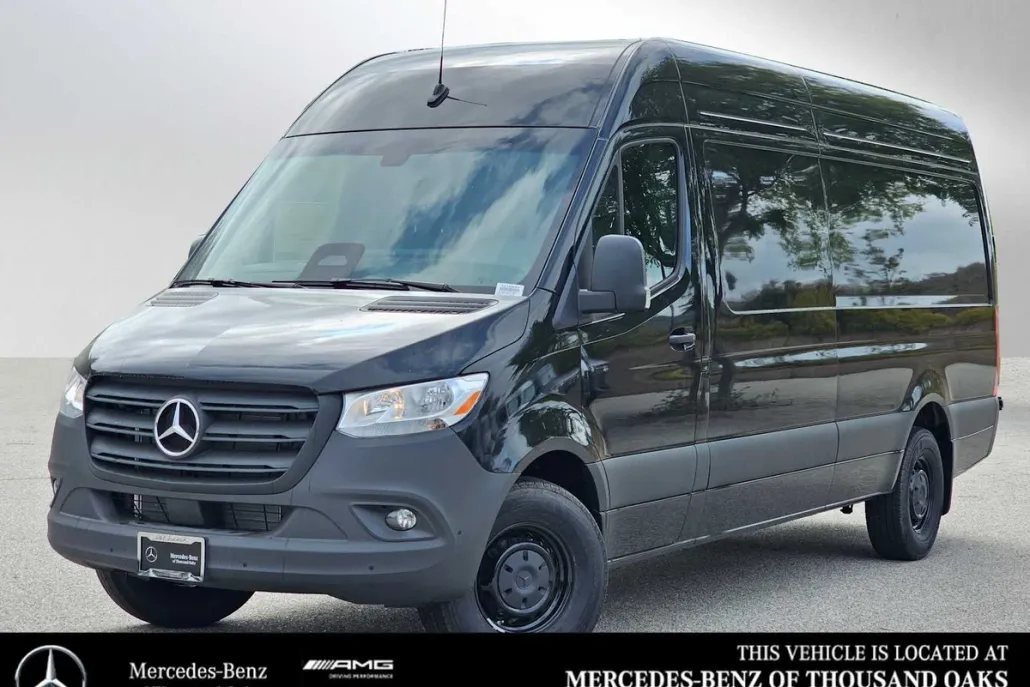 2025 Mercedes Benz Sprinter 2500 High Roof photo 1