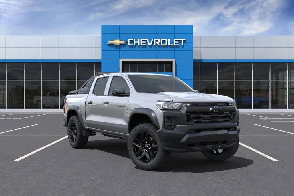 2025 Chevrolet Colorado Trail Boss photo 1