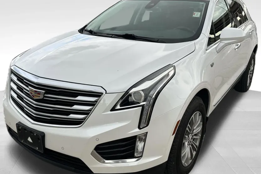 2018 Cadillac XT5 Luxury photo 1