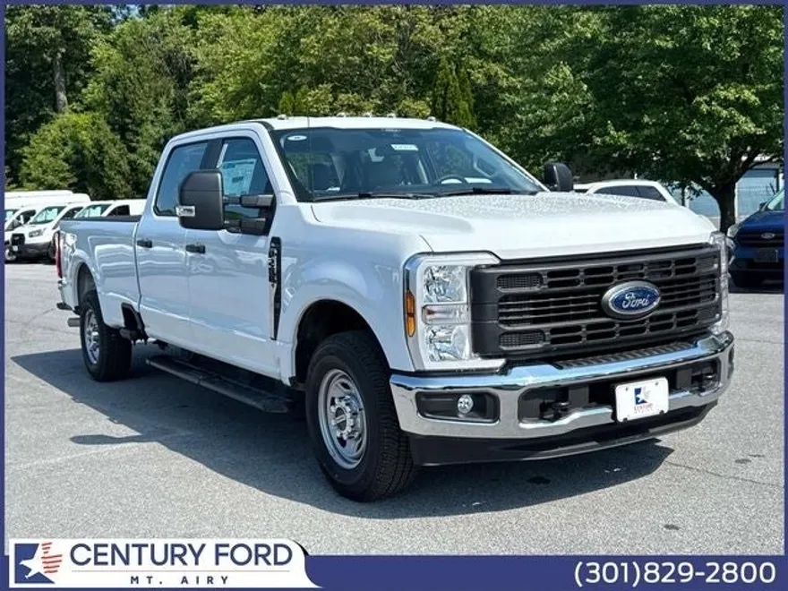 2025 Ford F-250 photo 1