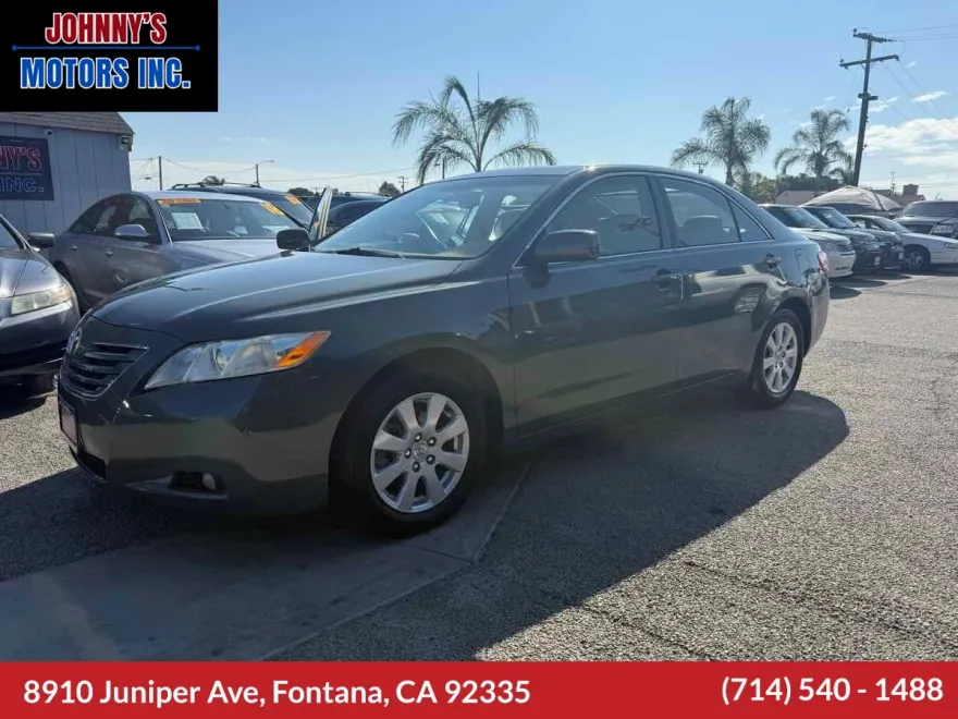 2007 Toyota Camry LE photo 1