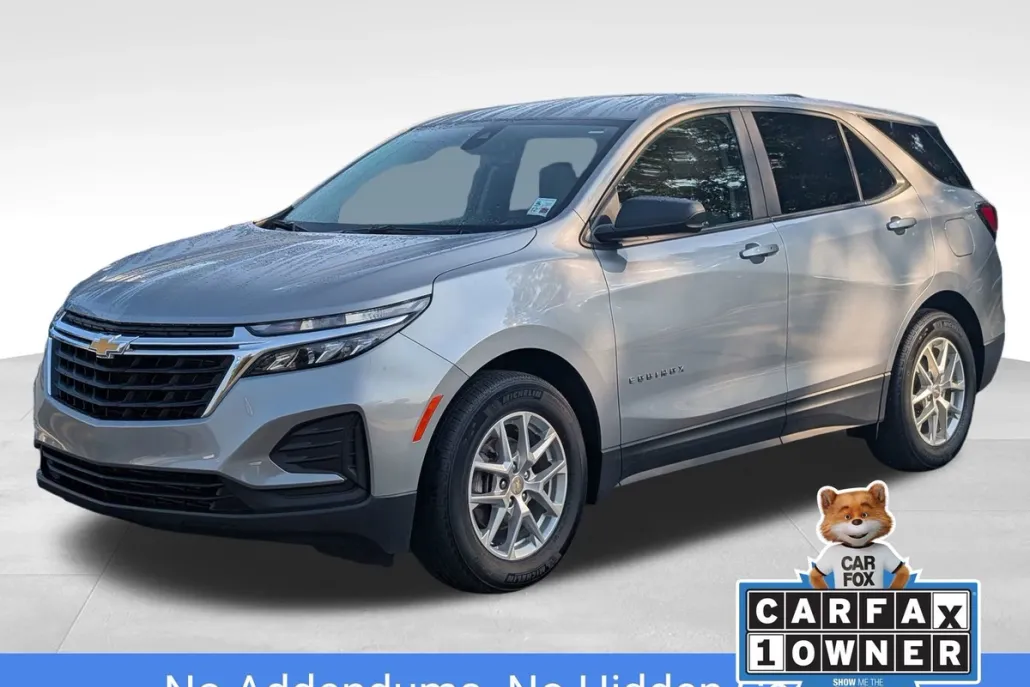 2024 Chevrolet Equinox LS photo 1