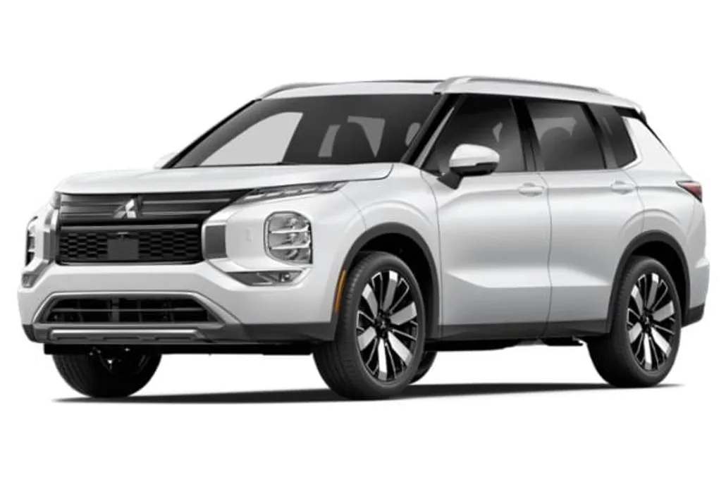 2025 Mitsubishi Outlander SEL photo 1