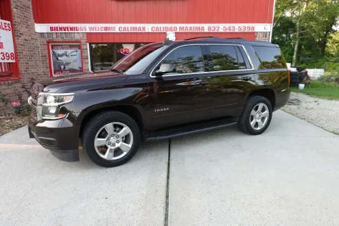 2018 Chevrolet Tahoe LS photo 3