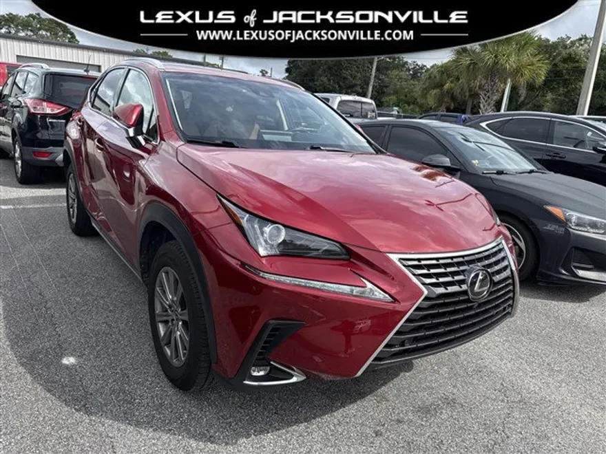 2019 Lexus NX 300 Luxury photo 1