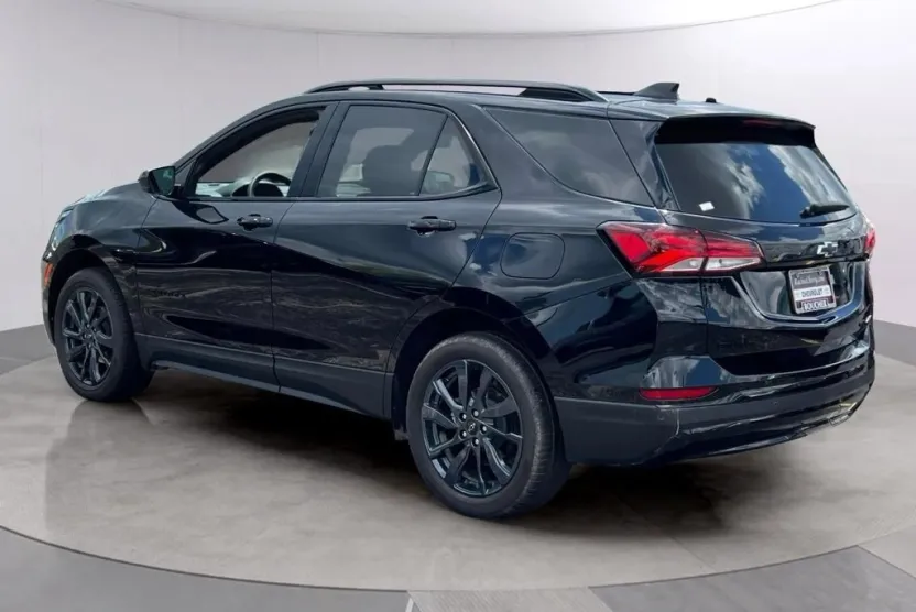 2024 Chevrolet Equinox RS photo 1