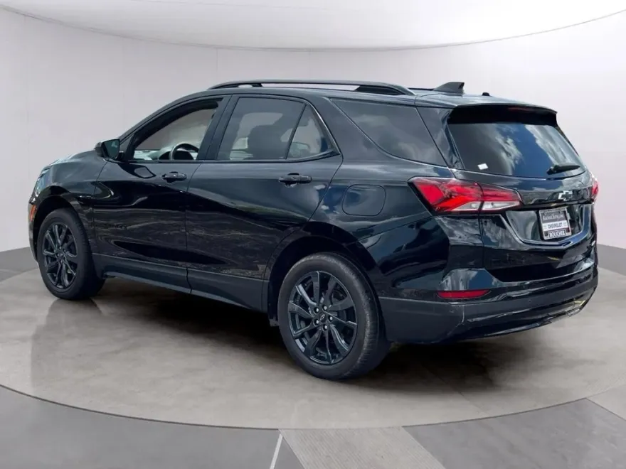 2024 Chevrolet Equinox RS photo 1