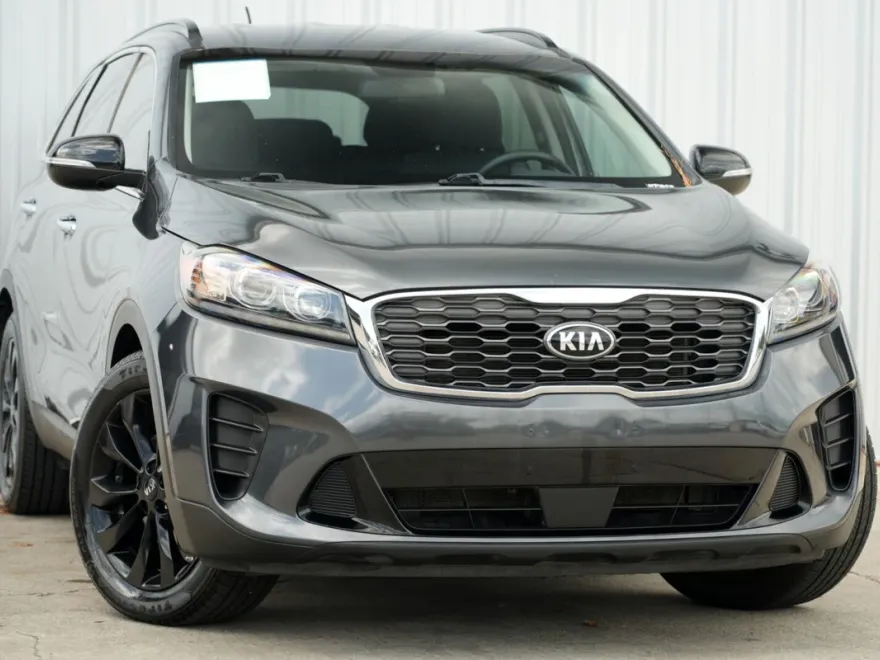 2020 Kia Sorento S V6 photo 1