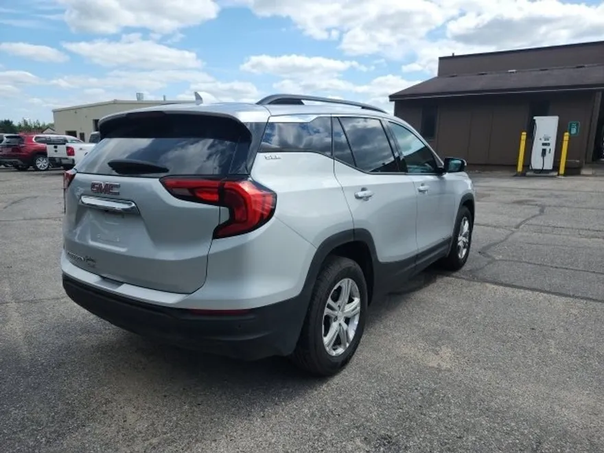 2020 Gmc Terrain SLE photo 1
