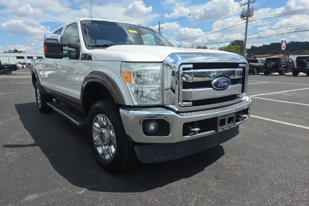 2016 Ford F-250 Lariat photo 1