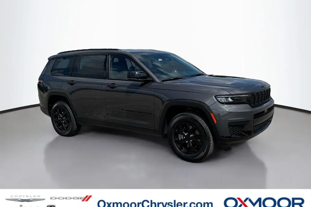 2025 Jeep Grand Cherokee Altitude photo 1