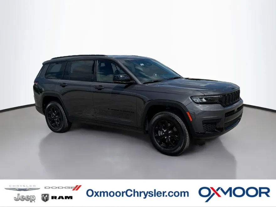 2025 Jeep Grand Cherokee Altitude photo 1