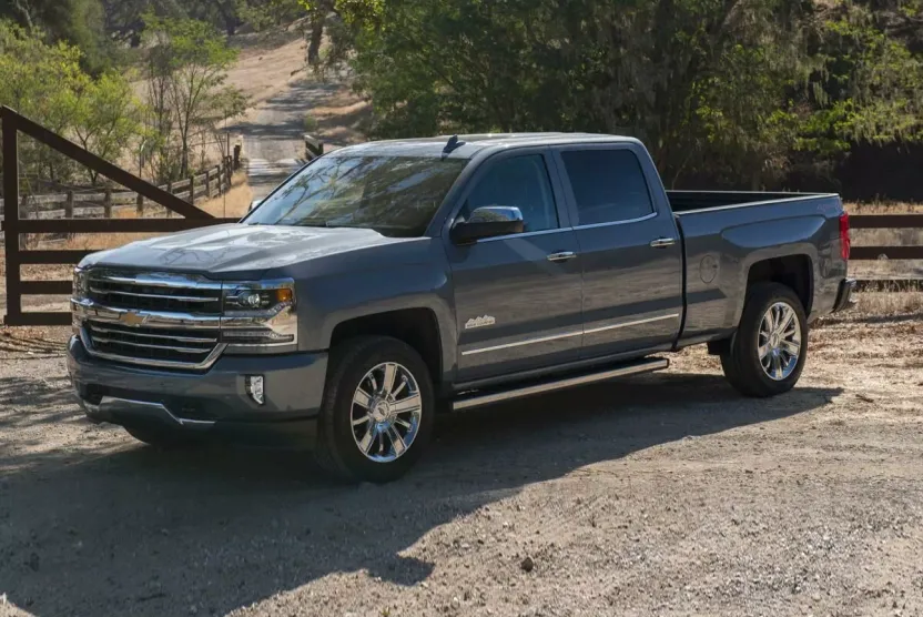 2018 Chevrolet Silverado 1500 High Country photo 1