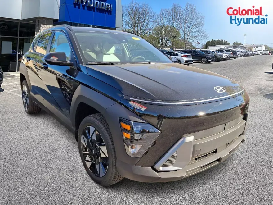 2025 Hyundai Kona SEL photo 1