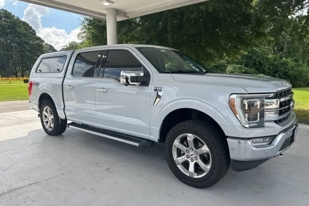 2021 Ford F-150 Lariat photo 1