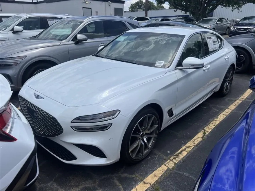 2025 Genesis G70 2.5T photo 1