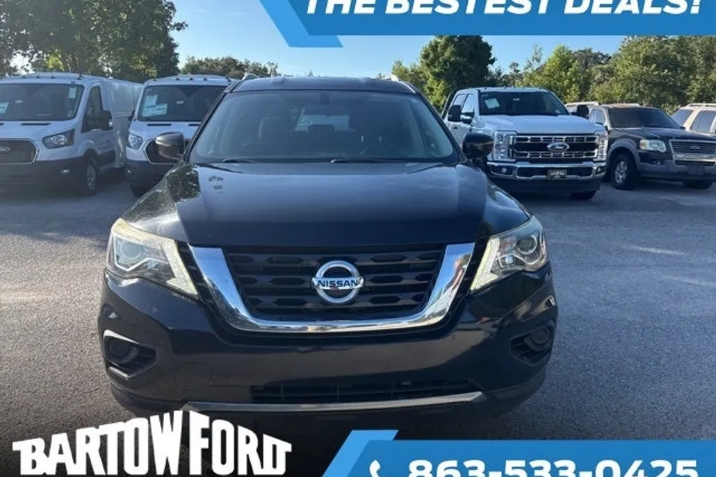 2018 Nissan Pathfinder S photo 1