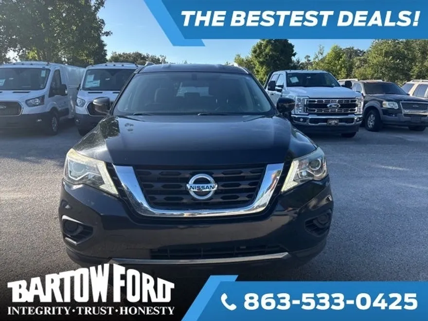 2018 Nissan Pathfinder S photo 1