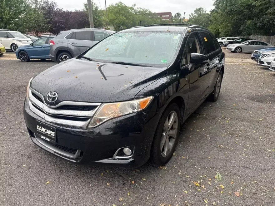 2014 Toyota Venza XLE photo 1