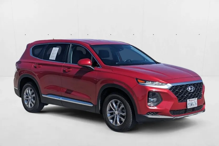 2019 Hyundai Santa Fe SE photo 1
