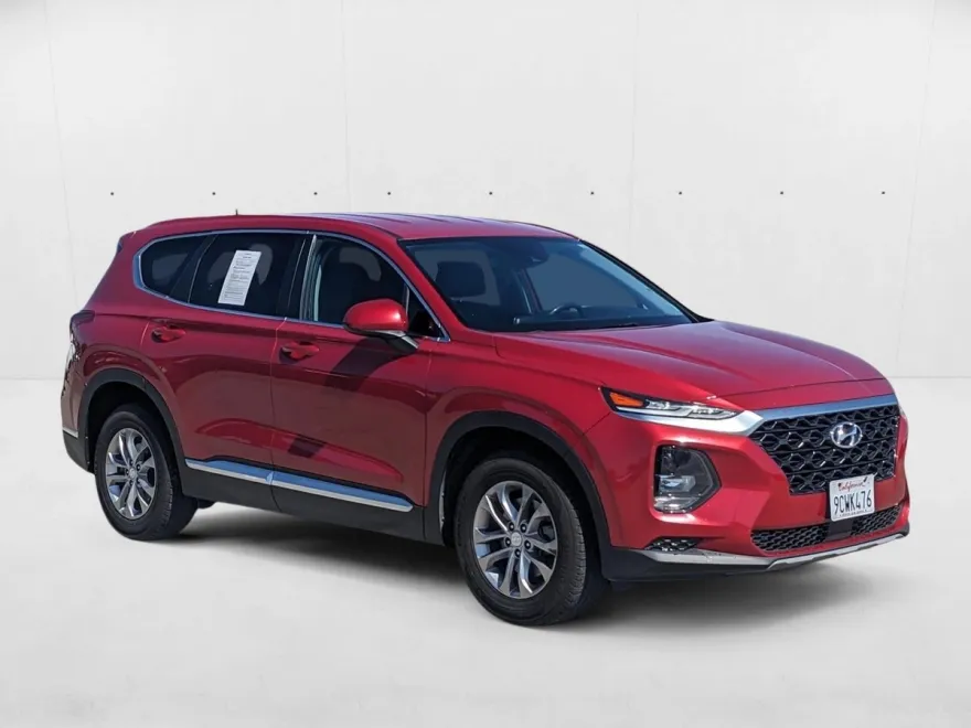 2019 Hyundai Santa Fe SE photo 1
