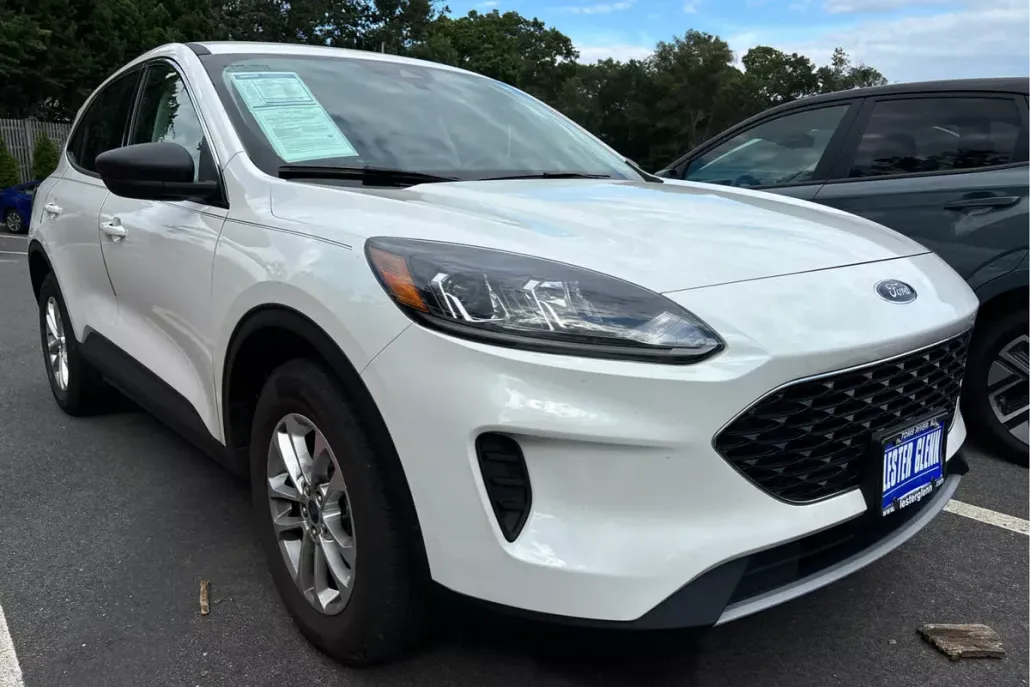 2022 Ford Escape SE photo 1
