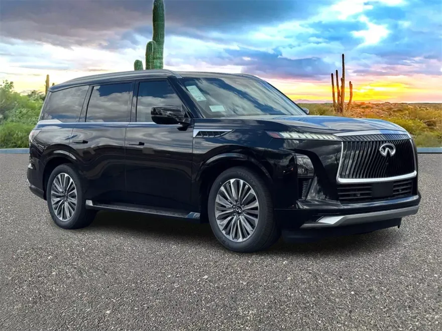 2025 Infiniti QX80 Luxe photo 1