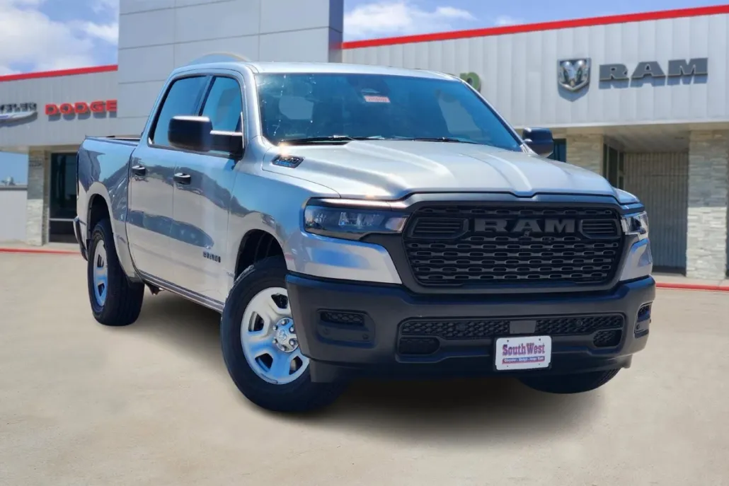 2025 Ram 1500 Tradesman photo 1