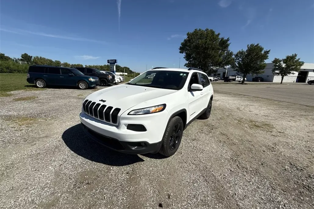 2018 Jeep Cherokee Latitude photo 1