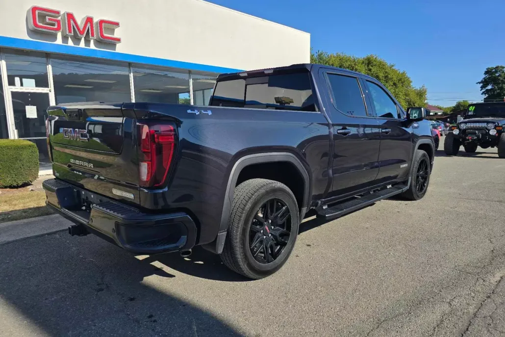 2022 Gmc Sierra 1500 Elevation photo 1