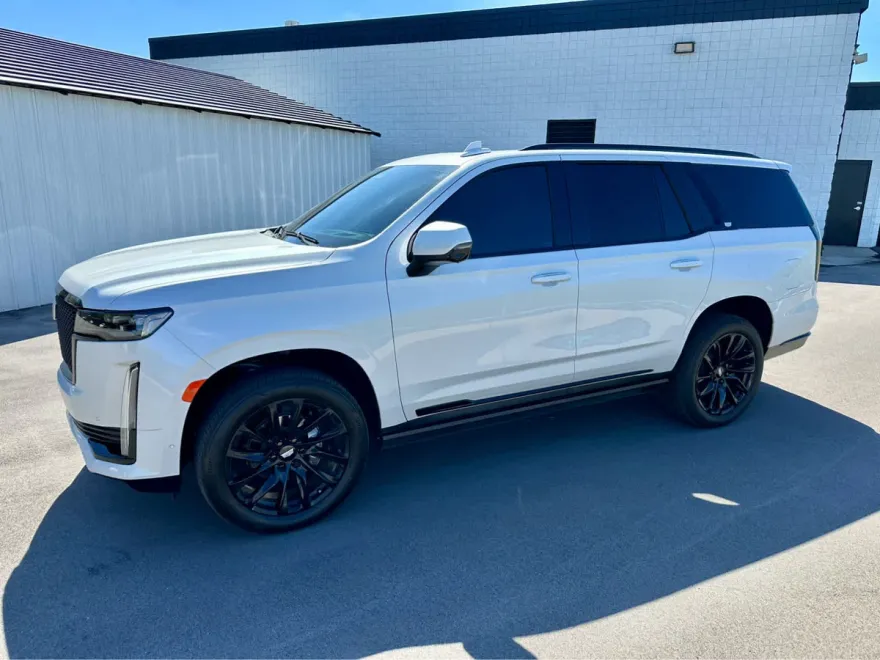 2021 Cadillac Escalade Sport Platinum photo 1