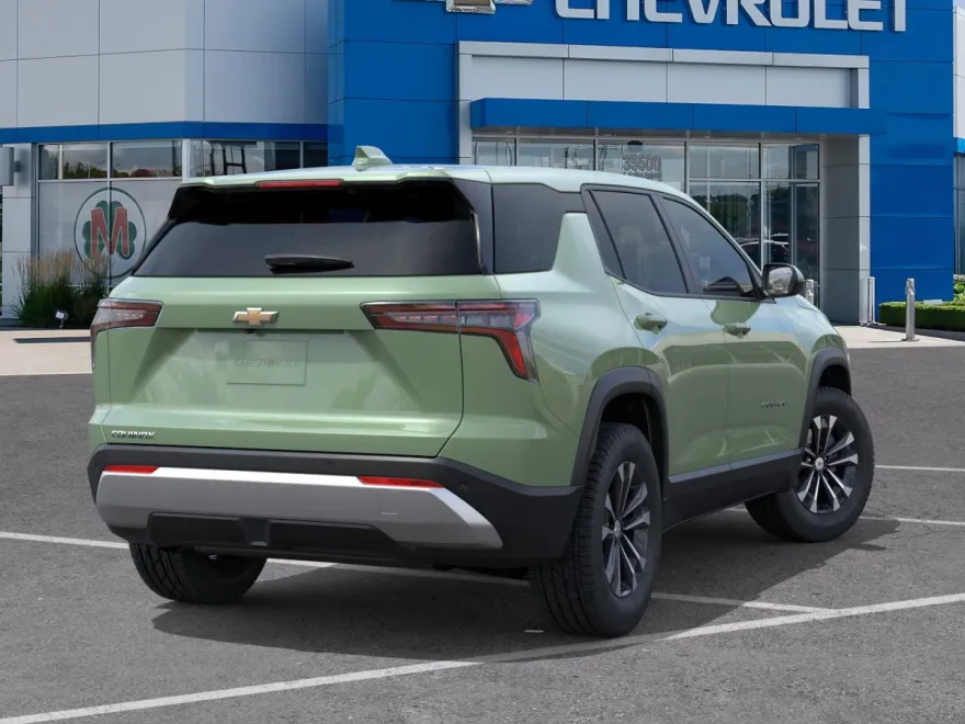 2026 Chevrolet Equinox LT photo 1