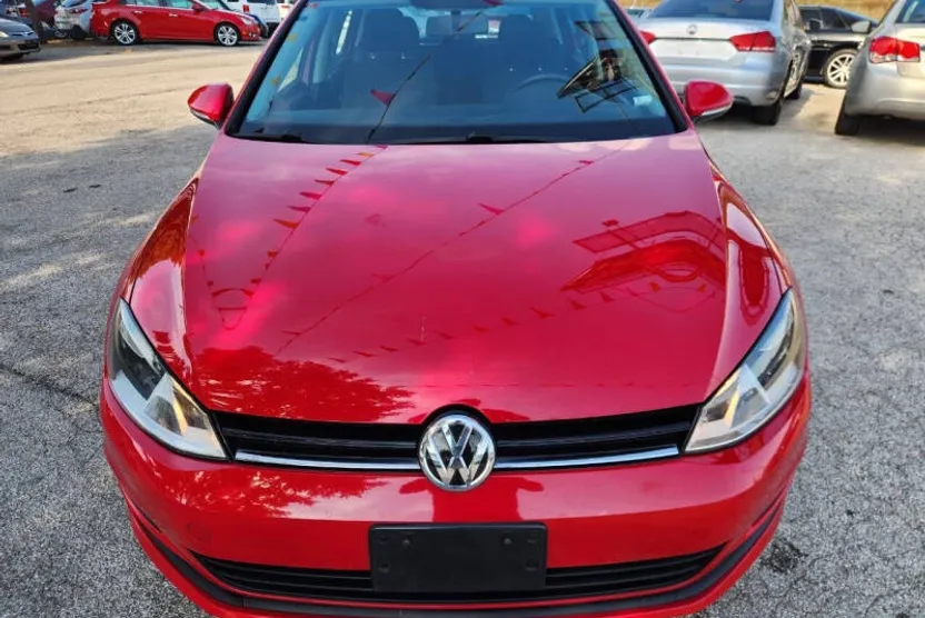 2016 Volkswagen Golf TSI S photo 1