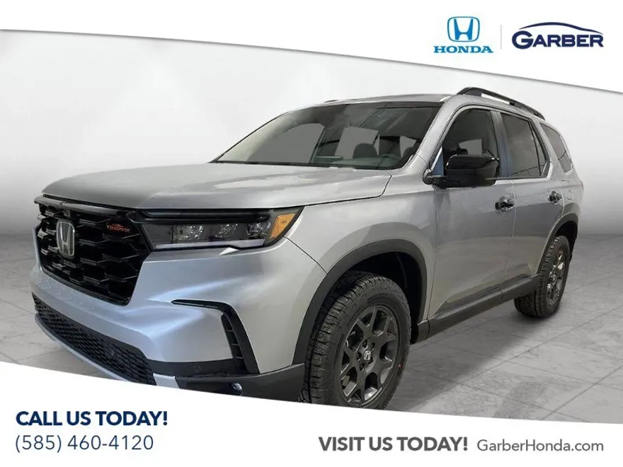 2025 Honda Pilot TrailSport photo 1