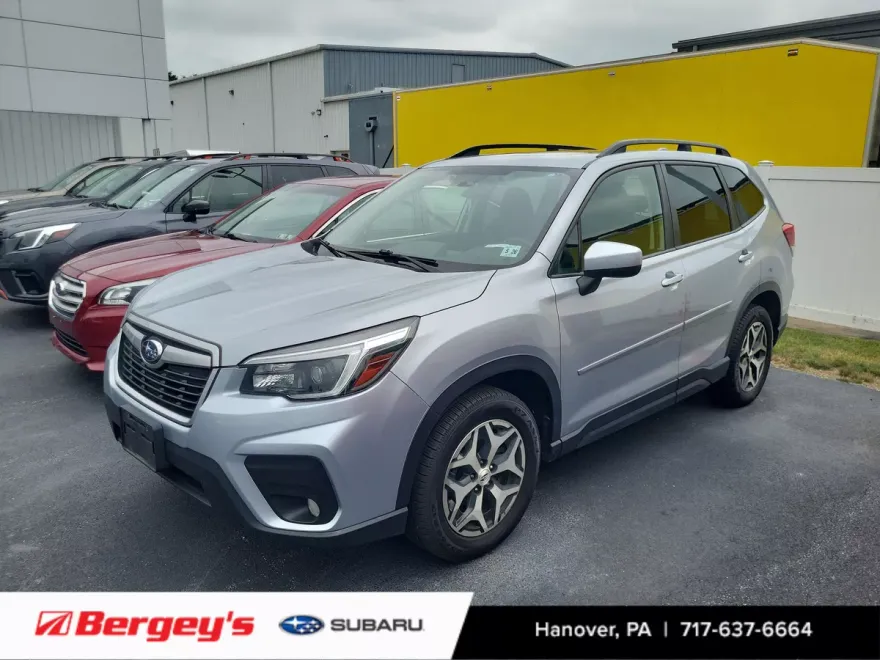 2021 Subaru Forester Premium photo 1