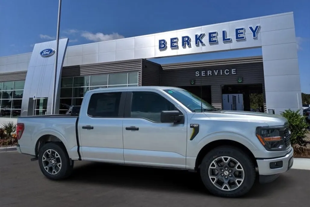 2025 Ford F-150 STX photo 1