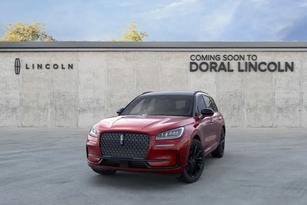 2025 Lincoln Corsair Premiere photo 1