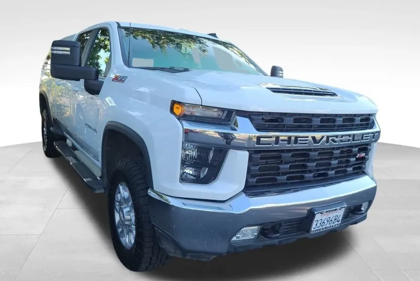 2022 Chevrolet Silverado 2500HD LT photo 1