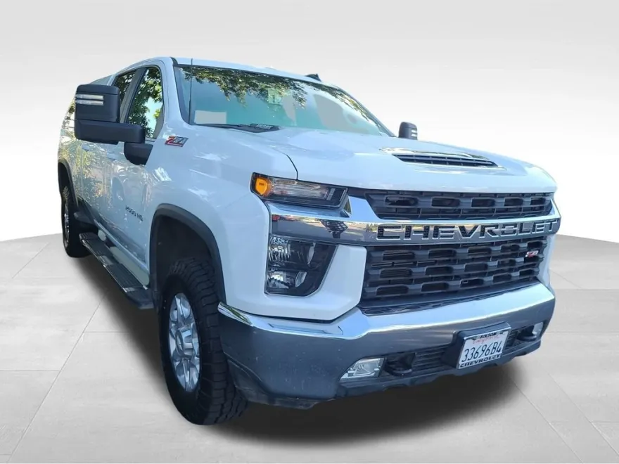 2022 Chevrolet Silverado 2500HD LT photo 1