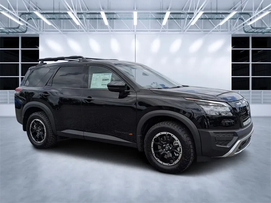 2025 Nissan Pathfinder Rock Creek photo 1