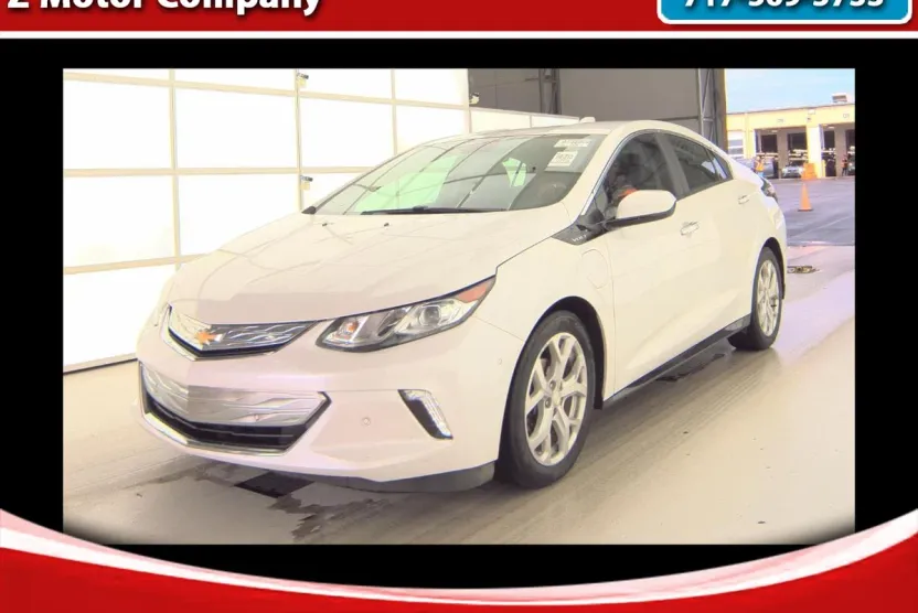 2018 Chevrolet Volt Premier photo 1