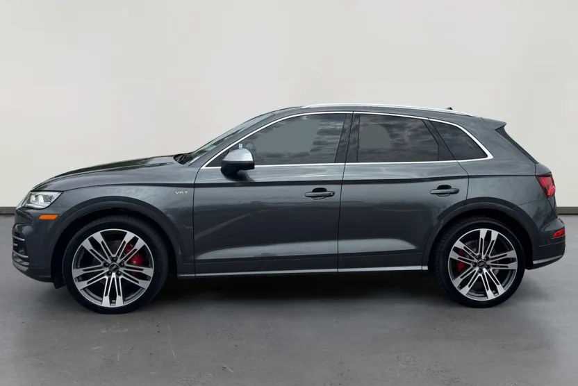 2018 Audi SQ5 Prestige photo 1