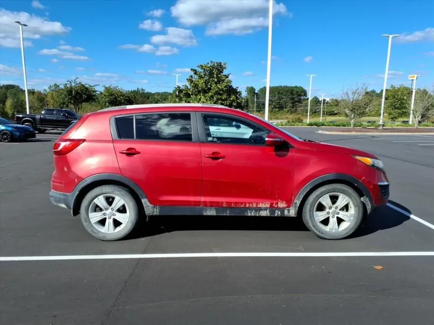 2011 Kia Sportage LX photo 1